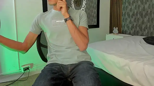 mathews_43 Webcam-Show