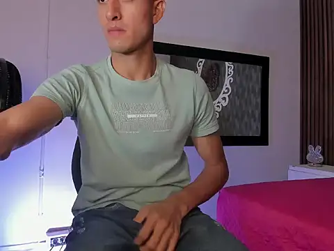 mathews_43's Webcam Show