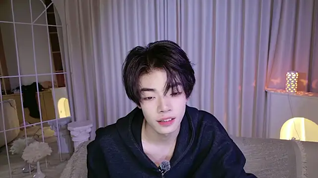 XiaoZeouba 网络视讯表演