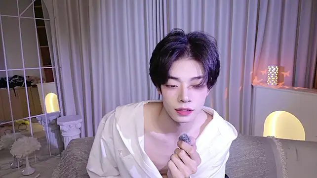 XiaoZeouba Webcam-Show
