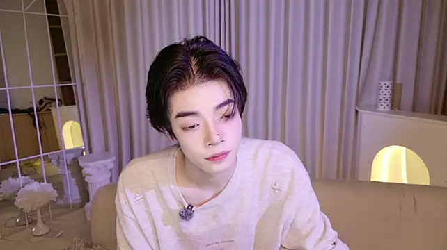 XiaoZeouba Webcam-Show