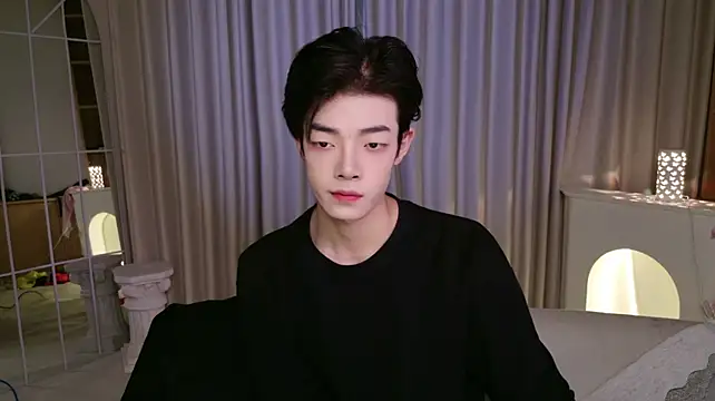XiaoZeouba Webcam-Show