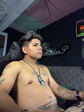 Noir_Desiree webcam show