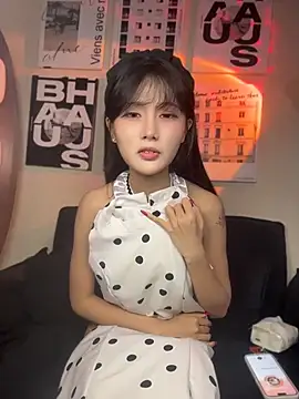 xiaoxiao1001 网络视讯表演