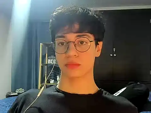 TheBluePrince Show in webcam