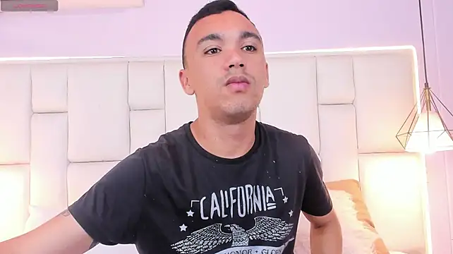 AndresSolorzano_ – webcam-show