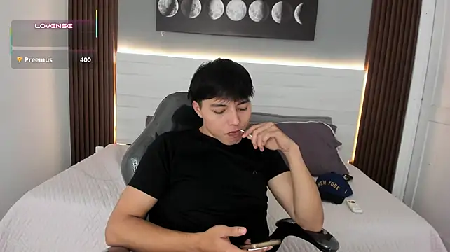 Oustin_kirtn Webbikameraesitys