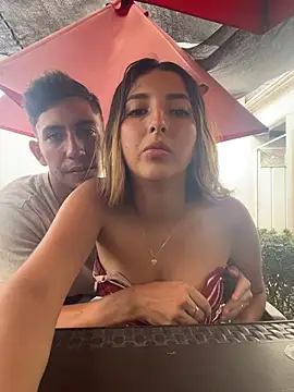 Luke_and_Liah: διαδικτυακό σόου στην κάμερα