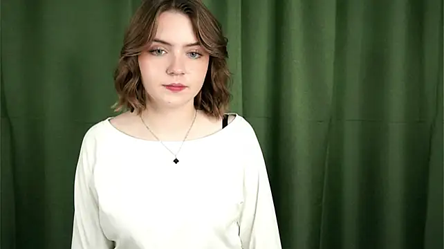 دردشة SandaOhland الجنسية المباشرة
