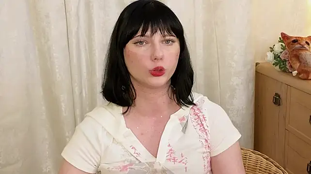 JeanineCasewell Show in webcam