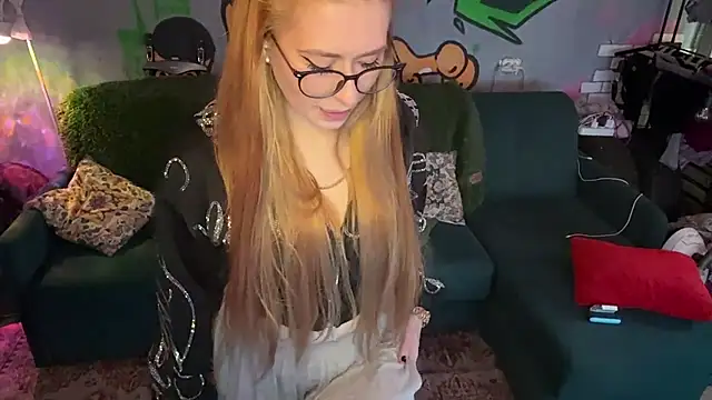 JulianneIbey Webcamshow
