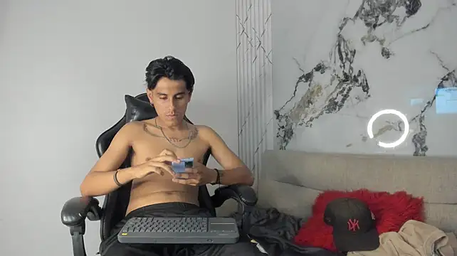 oliverSky_ Pertunjukan Webcam