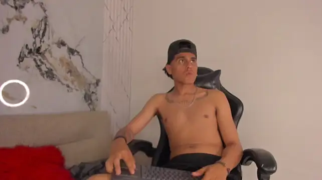 عرض كام oliverSky_