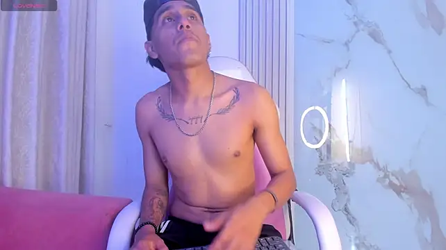عرض كام oliverSky_