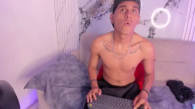 عرض كام oliverSky_