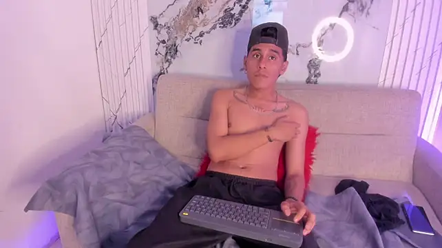 Show de oliverSky_ na webcam