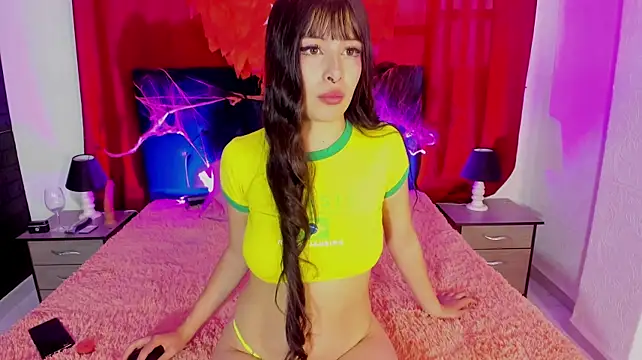 Show modela Casey_Cute_ na web-kameri