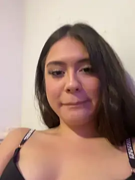 Show modela CamilleBelle na web-kameri