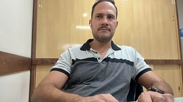 Show de rick503835 na webcam