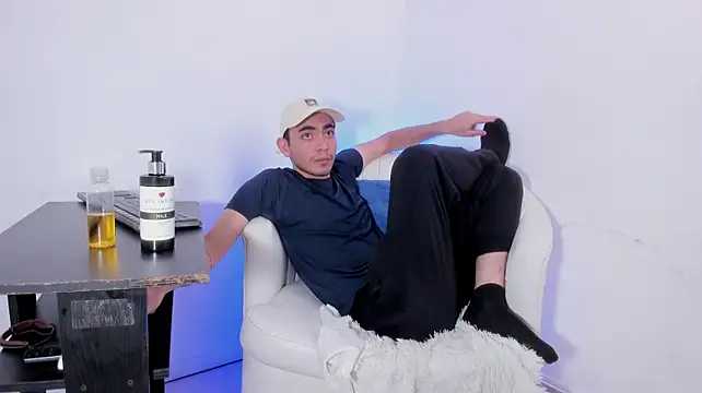 StrongGaze webcam show