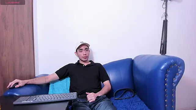 StrongGaze webcam show