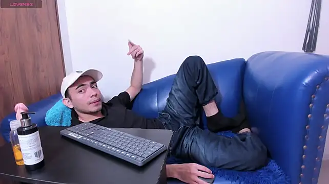 StrongGaze Webcam show