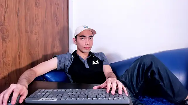 StrongGaze Webcam show
