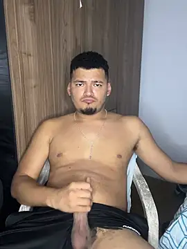 Show de LatinGifted22cm na webcam