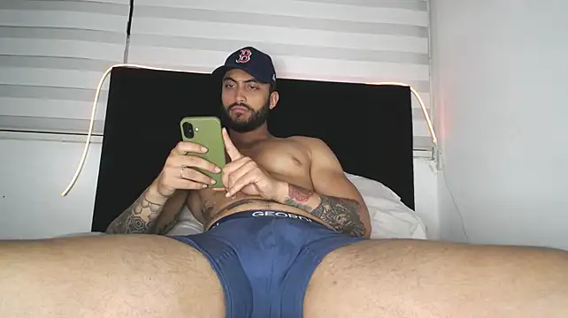 ClayBrown – webcam-show