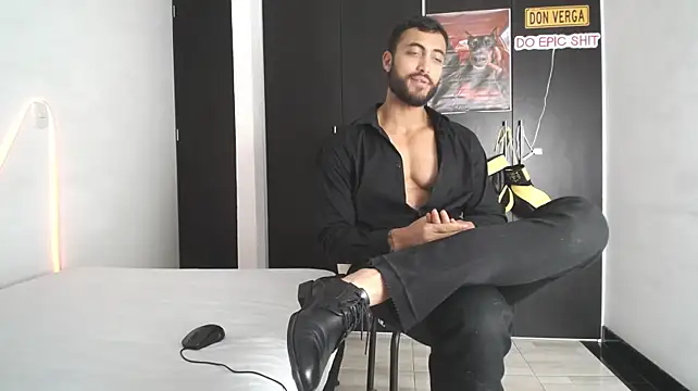 ClayBrown webcam show