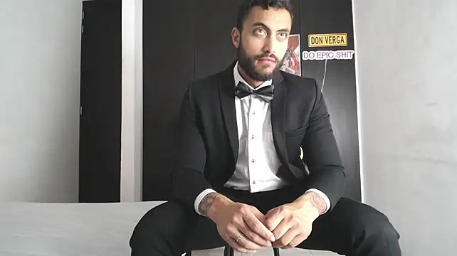 ClayBrownn Webbikameraesitys