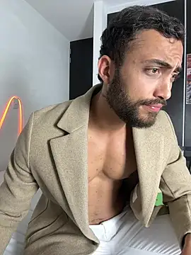 ClayBrownn Webbikameraesitys