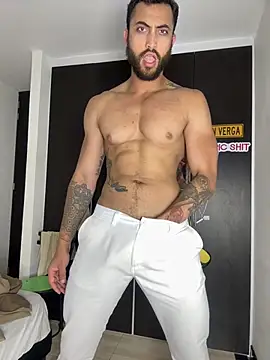 ClayBrown – webcam-show