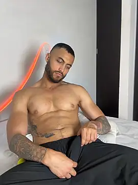 ClayBrown Webcam-Show