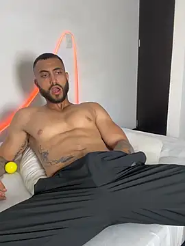 ClayBrown Webcam Show