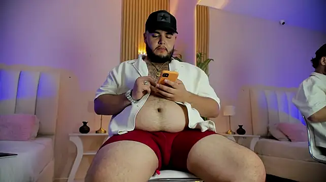 Show modela DamianVegaaa na web-kameri
