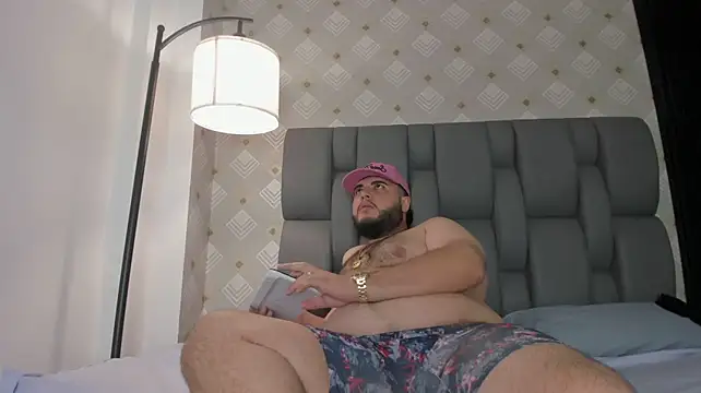 Show modela DamianVegaaa na web-kameri