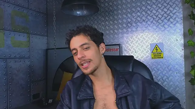 Jeey_Been Webbikameraesitys