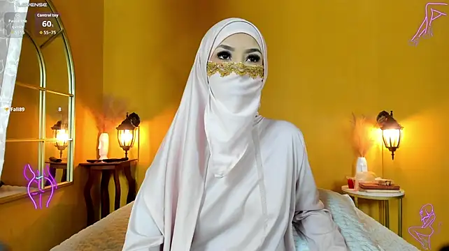 Chat +18 de Jannah_Saleh ao vivo