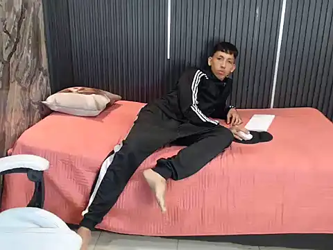Вебкам-шоу moisescarter_