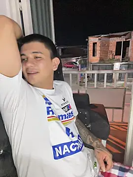 Chat +18 de Jazz-Sarita ao vivo