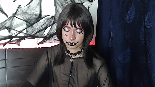 lilith_bl000d's Webcam Show