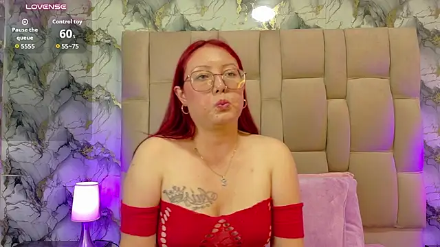 Tammi_hell Adlı Modelin Web Kamerası Şovu
