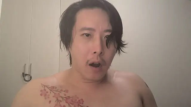 straightsakuran Webbikameraesitys