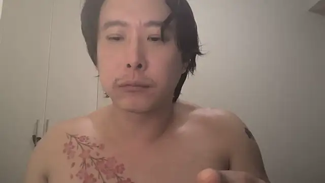 straightsakura Webcamshow