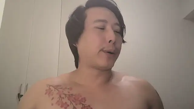straightsakura's Webcam Show