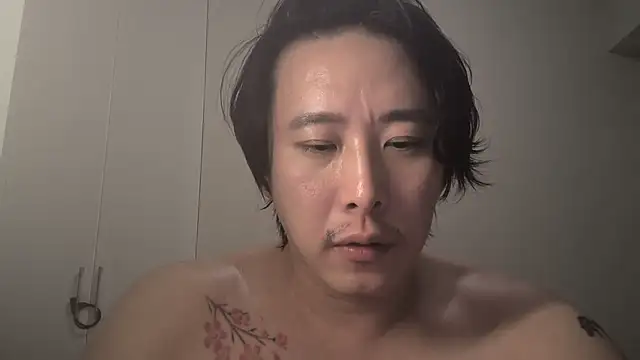 straightsakura Webcam-Show