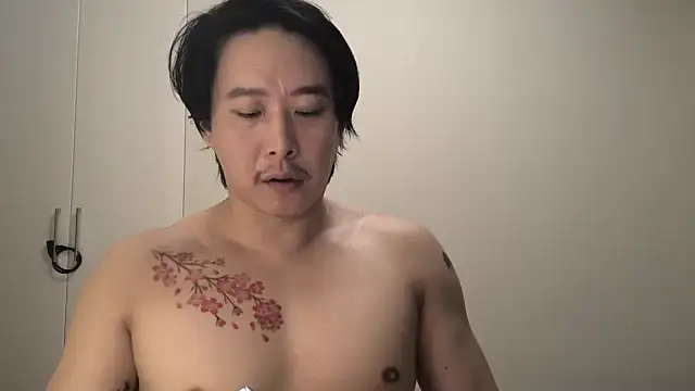 Pertunjukan Kamera Web straightsakura