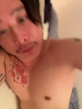 Show de straightsakura na webcam