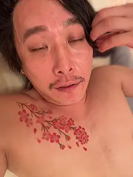 straightsakura Webcamshow